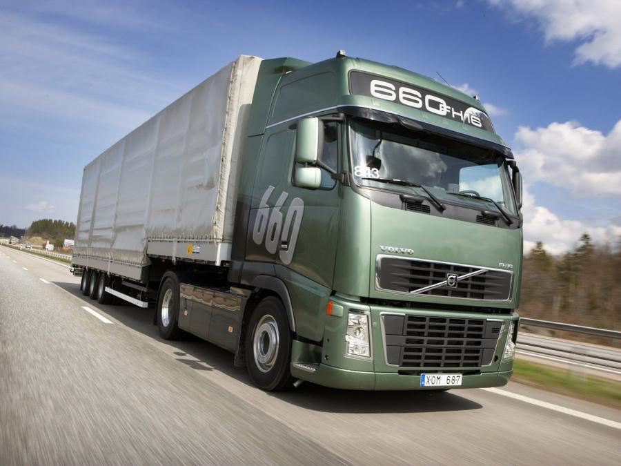  Volvo FH16 4x2 2003 года  (фото 8 из 15)